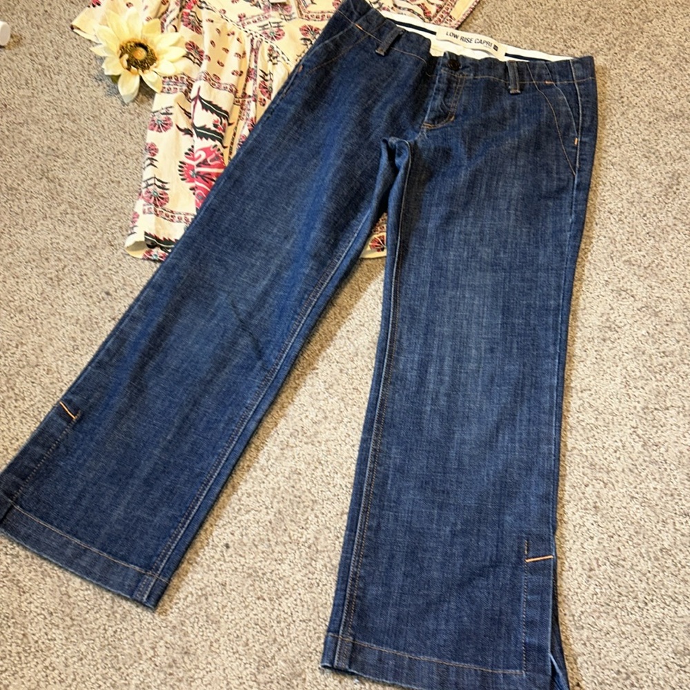 Low Rise GAP Capris